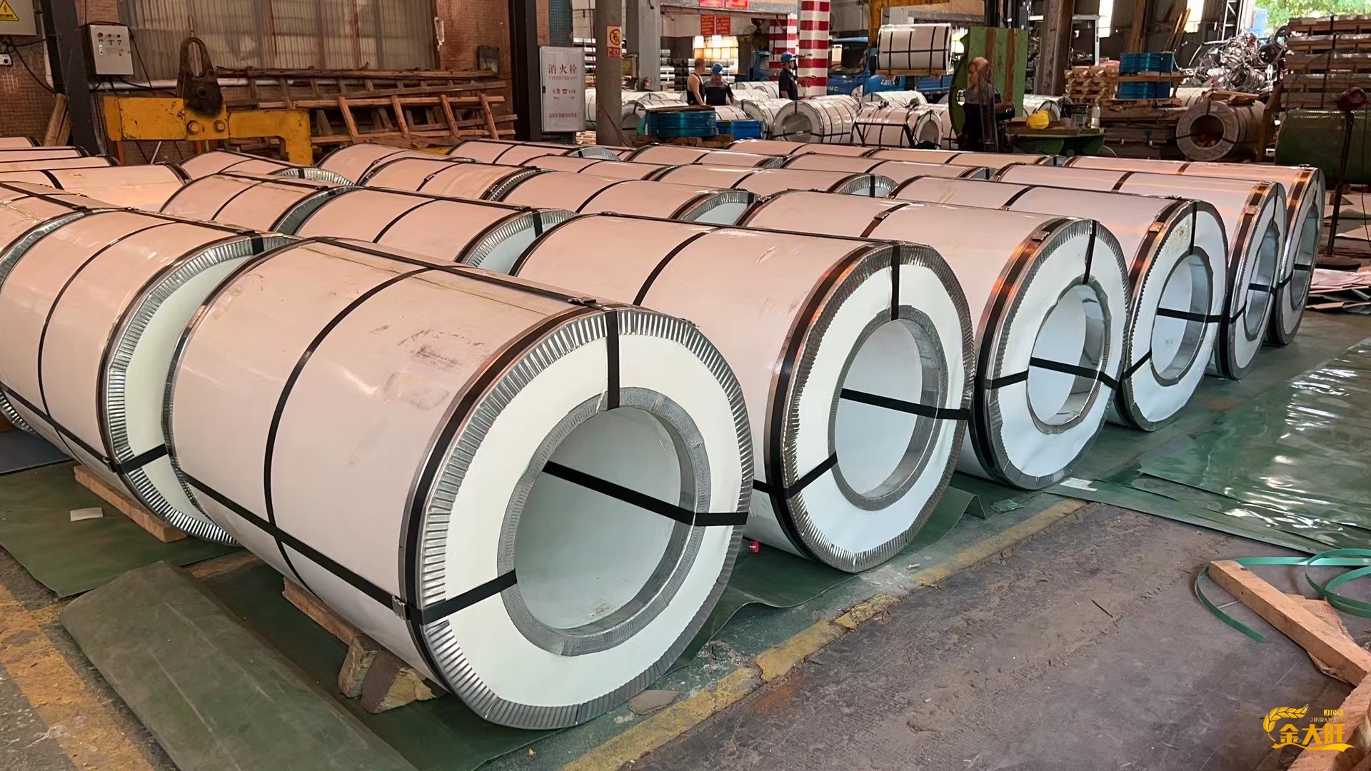 关于不锈钢卷板：海量现货待开料，尺寸厚度···